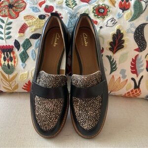 Clarks Artisan Glick Avalee Loafers Calf Hair size 8.5 NWOT